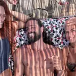 Σίσσυ Χρηστίδου: Καλοκαιρινή απόδραση στα Φαλάσαρνα με Χριστίνα Κοντοβά και Βασάλο