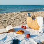Παραλία χωρίς λιγούρες: 5 snacks που θα σε κρατήσουν χορτάτη για ώρες