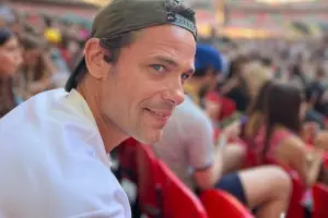 Αποστόλης Τότσικας: Τα «έσπασε» στη βάπτιση του γιου του Κουρή και της Τριανταφυλλίδου!