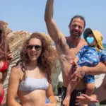 Ευρυδίκη Βαλαβάνη: Καλοκαιρινές στιγμές με τον Γρηγόρη Μόργκαν, τον γιο τους και την αδελφή της Ιωάννα