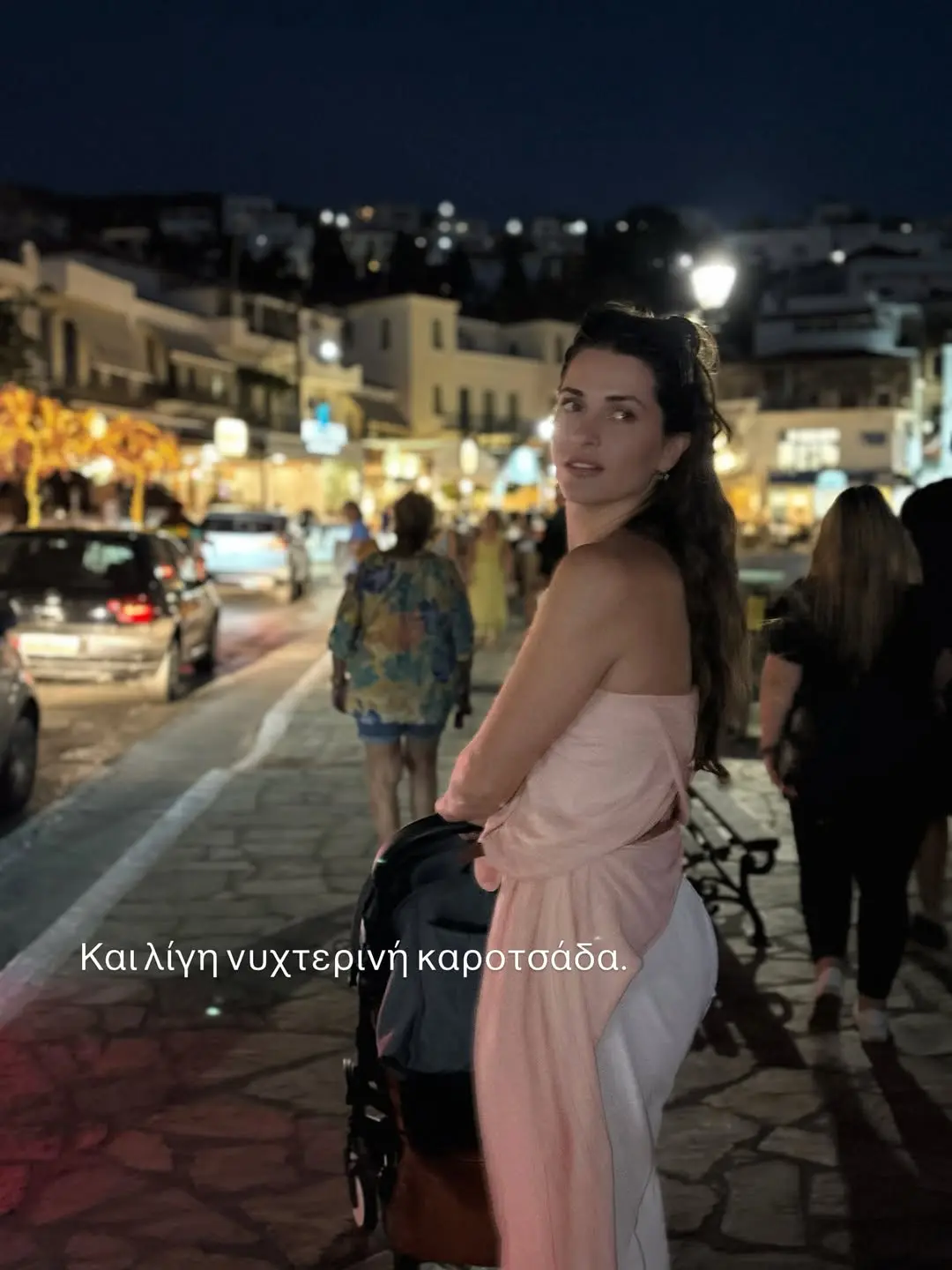 Η Βασιλική Τρουφάκου διακοπές στην Άνδρο