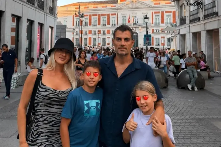 Στέλιος Χανταμπάκης: Οικογενειακή απόδραση στη Μαδρίτη με την Όλγα Πηλιάκη
