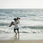 Ζώδια από την Άντα Λεούση: Ξαφνικές ευκαιρίες για Υδροχόους, πειρασμοί για Σκορπιούς