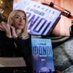 Η αφοπλιστική εξομολόγηση της Μίνας Καραμήτρου: «Έχω κλείσει την πόρτα στις τουαλέτες στην ΓΑΔΑ και έχω ξεσπάσει σε κλάματα»