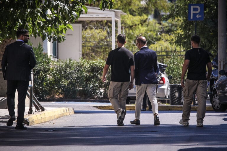 Θάνατος Μαζωνάκη: Νέα έρευνα από την Αρχή καταπολέμησης μαύρου χρήματος για τους δύο γιατρούς