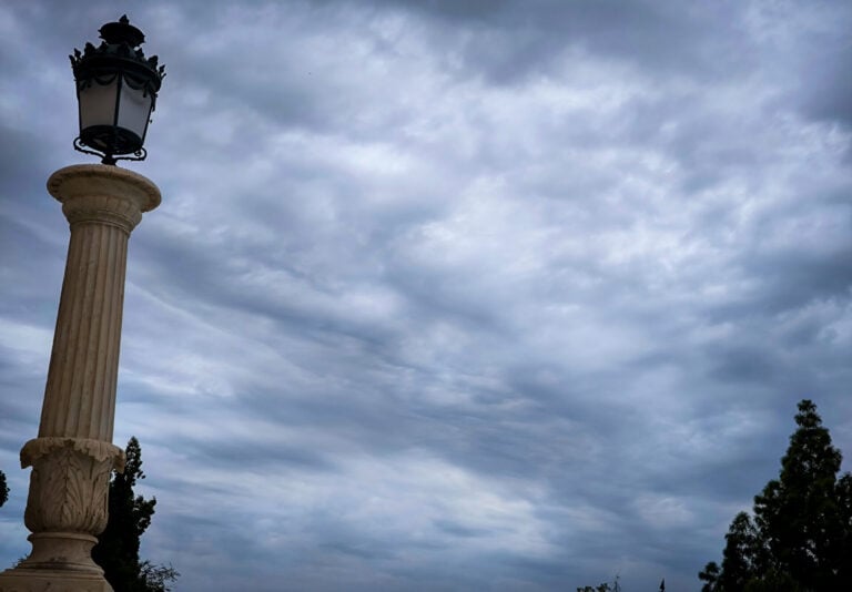 Καιρός: Νέα επιδείνωση με ισχυρές καταιγίδες – Πού θα χτυπήσει η κακοκαιρία