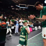 Η ευχή που εκπληρώθηκε και αυτή που ο μικρός Αντώνης περιμένει να γίνει πραγματικότητα