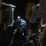 Πλάκα: Ολονύχτια μάχη για τους 6 αγνοούμενους – Βρέθηκαν  διαβατήρια στα χαλάσματα