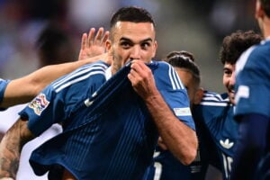 Γερμανία - Ελλάδα: Η Εθνική μπροστά με 1-0 - Το γκολ που ξεσήκωσε τους Έλληνες