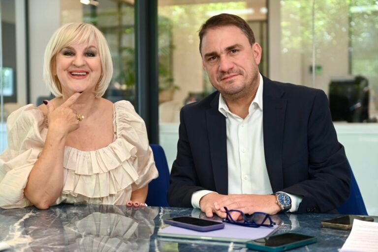 Ο Κώστας Τσουκαλάς στα γραφεία της «Espresso» : «Το ΠΑΣΟΚ δεν πατάει σε δύο βάρκες»