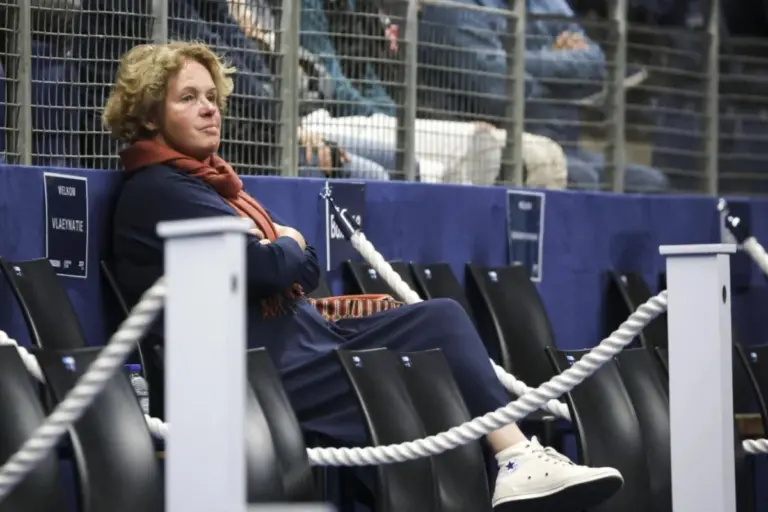 Τσιτσιπάς: Συνελήφθη η θεία του για τις επιθέσεις των σκύλων – Αναζητείται η μητέρα του