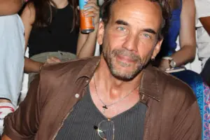 Πάνος Μουζουράκης: Καμάρωσε τη βαφτιστήρα του στη σκηνή