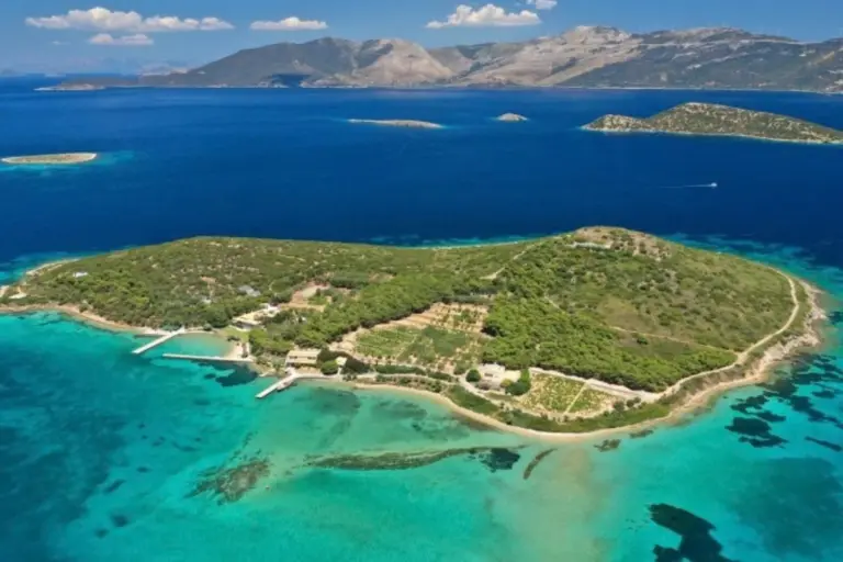 Η τελευταία  ναυμαχία για την «Καραϊβική της Ελλάδας»