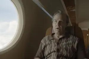 Τομ Κρουζ: Δεν θυμίζει σε τίποτα τον εαυτό του – Η θεαματική μεταμόρφωση για το «Digger»