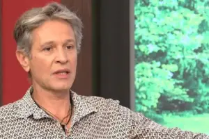 Αιμίλιος Χειλάκης: «Θέλω τα τελευταία χρόνια της ζωής μου να τα περάσω με την Αθηνά»