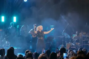 Με 5.000 θεατές και τη sold out συναυλία της Ελεωνόρας Ζουγανέλη άνοιξε η αυλαία των Γιορτών Παλιάς Πόλης Ξάνθης