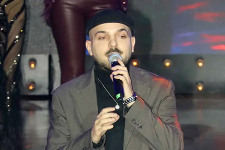 APON: Δεν θα εμφανιστεί στην Πάτρα λόγω της κηδείας του Γιώργου Μαζωνάκη - Η ανακοίνωση