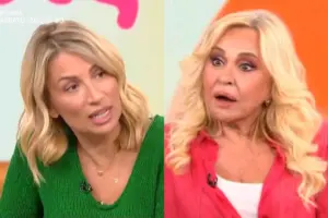Μπέσσυ Αργυράκη: Η αμήχανη ερώτηση στην Ηλιάκη για τους γυναικολόγους συζύγους τους – «Εγώ ζήλευα»