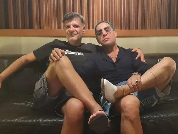 Το συγκινητικό «αντίο» του Φοίβου Δεληβοριά στον Μαζωνάκη: «Το τάμα του το έκανε στη νύχτα» - Η αφιέρωση της ΕΡΤ