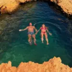 Γεροντιδάκης - Παπαδημητρίου μαζί στα Κουφονήσια: Η ρομαντική στιγμή στην «Πισίνα» του νησιού