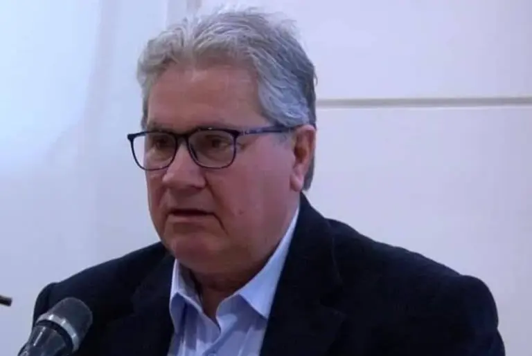Θλίψη στον δημοσιογραφικό κόσμο – Πέθανε ο Γιάννης Ρεβύθης