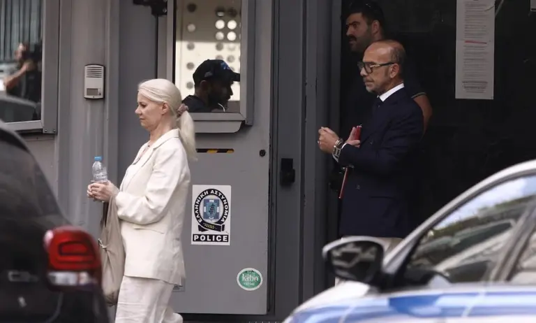 Μαζωνάκης: Η κόρη των δύο γιατρών τους επισκέφθηκε σε Κορυδαλλό