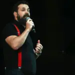 Σπύρος Γραμμένος: Η εξομολόγηση για τη σεξουαλική κακοποίηση στα 13 του - «Αποσυνδέθηκα από το σώμα μου»