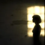 Ηράκλειο: Διαπόμπευση γυναίκας - Έβαζαν σε παρκαρισμένα ΙΧ φακέλους με φωτογραφίες και στοιχεία της