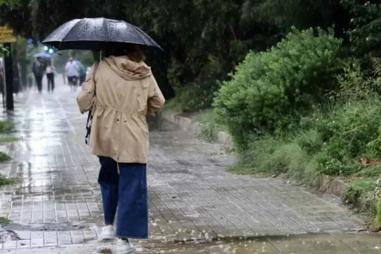 Καιρός: Άστατο το σκηνικό με βροχές και ανέμους - Έρχεται σταδιακή βελτίωση