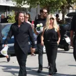 Οι πρώτες εικόνες από τον ναό πριν από την κηδεία του Μαζωνάκη - Ολοκληρώνεται το λαϊκό προσκύνημα