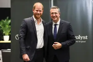 Τετ α τετ στη Νέα Υόρκη του Τζιτζικώστα με τον «Μικρό Πρίγκιπα»