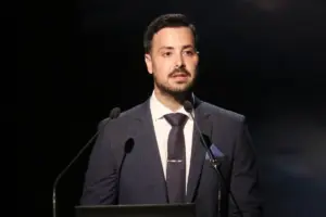 Πέτρος Κουσουλός: Η προσωπική αποκάλυψη για το ιατρείο των γιατρών του Μαζωνάκη