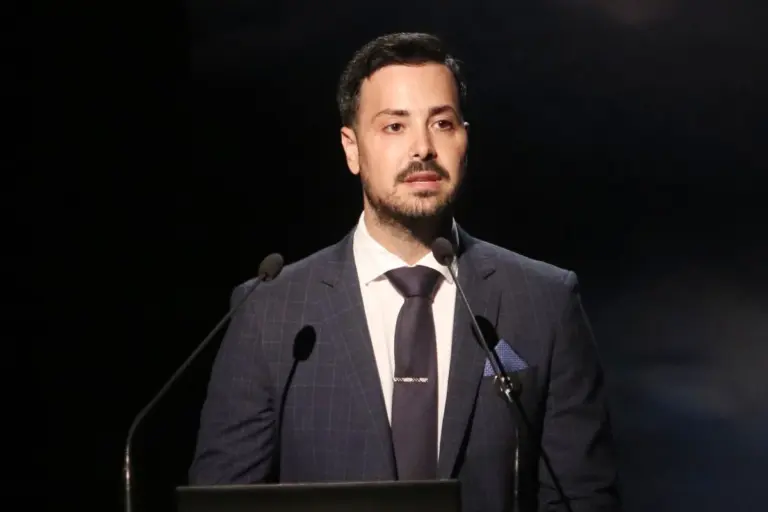 Πέτρος Κουσουλός: Η προσωπική αποκάλυψη για το ιατρείο των γιατρών του Μαζωνάκη