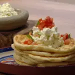 Σκυριανή λαδόπιτα με ξινοτύρι