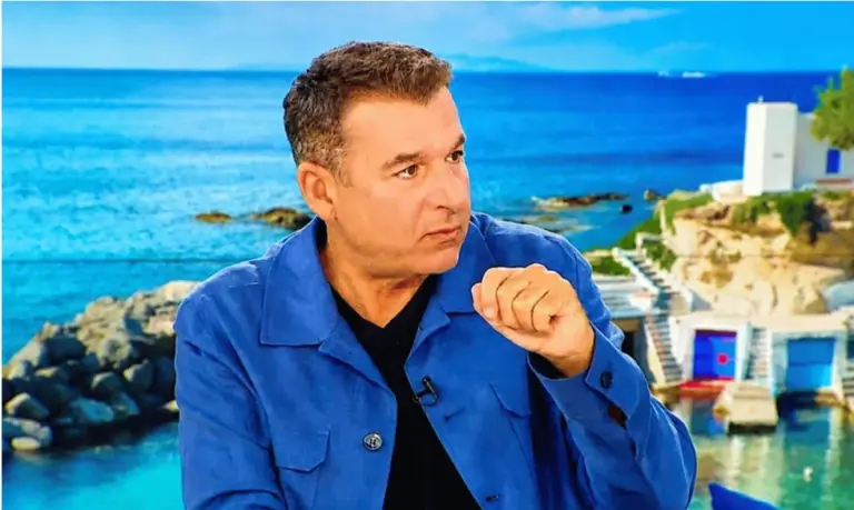Γιώργος Λιάγκας: Έπλυνε για μία ώρα τα μαλλιά του για να φύγει η βαφή