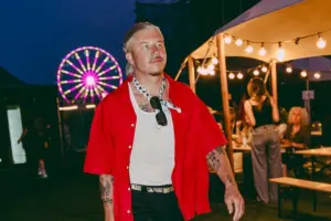 Macklemore: Δωρίζει 1 εκατ. δολάρια στους Παλαιστίνιους μετά την απομάκρυνσή του από την περιοδεία του Εντ Σίραν