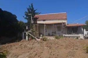 Μαραθώνας: Μυστήριο με 90χρονη που αγνοείται εδώ και δέκα χρόνια - Καταγγελία ότι είναι θαμμένη σε αυλή σπιτιού