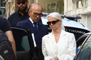 Θάνατος Μαζωνάκη: Νέες αποκαλύψεις για το ιατρείο στο Κολωνάκι - Έκαναν κρυφά πλασμαφαιρέσεις τα Σαββατοκύριακα