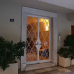 Υπόθεση Μαζωνάκη: Νέα έφοδος στο ιατρείο της Καρνεάδου με εντολή ανακριτή