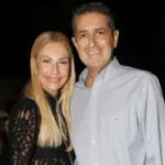 Τίνα Μεσσαροπούλου – Γιώργος Μυλωνάκης: Η κοινή έξοδος και η αγκαλιά στο θέατρο