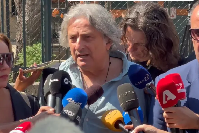 Μαζωνάκης: Δυόμισι ώρες στον ανακριτή ο υπνοθεραπευτής – «Σταματήστε τον διασυρμό μου»