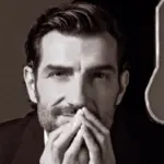 Νίκος Κουρής: «Αυτά είναι παραμύθια» για την πατρότητα