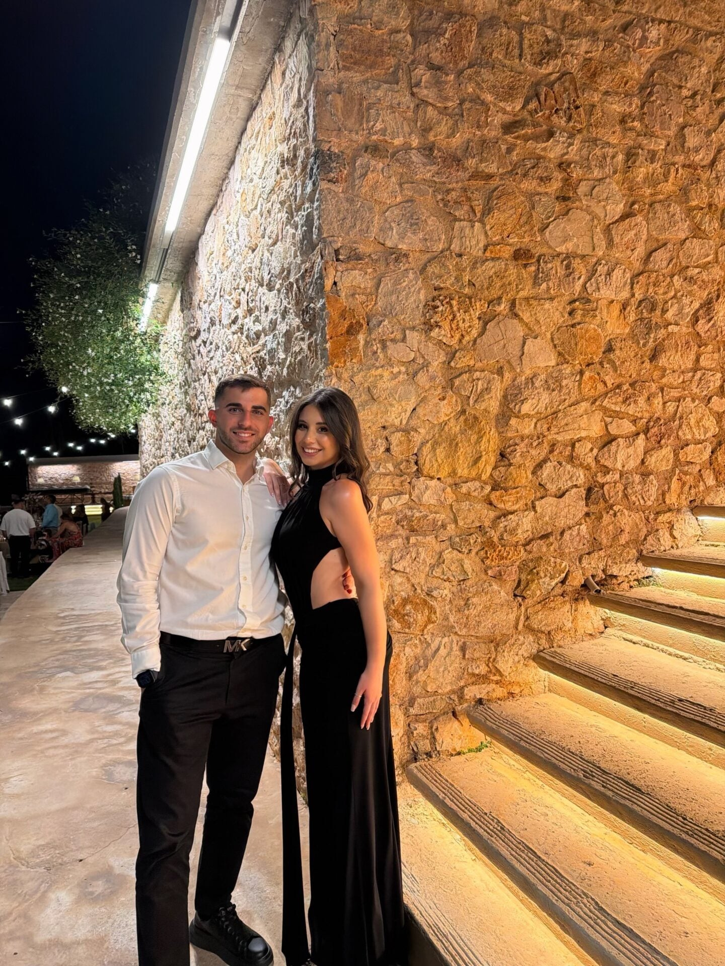 Θυμάστε τον «Γιαννάκη» από το «Ευτυχισμένοι Μαζί»; Δείτε τον σε βραδινή έξοδο με τη σύντροφό του