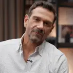 Τάσος Ιορδανίδης: «Μου πίεζε τα χέρια για να δει αν έχω δυσανεξία, η επίσκεψη ήταν 500 ευρώ»