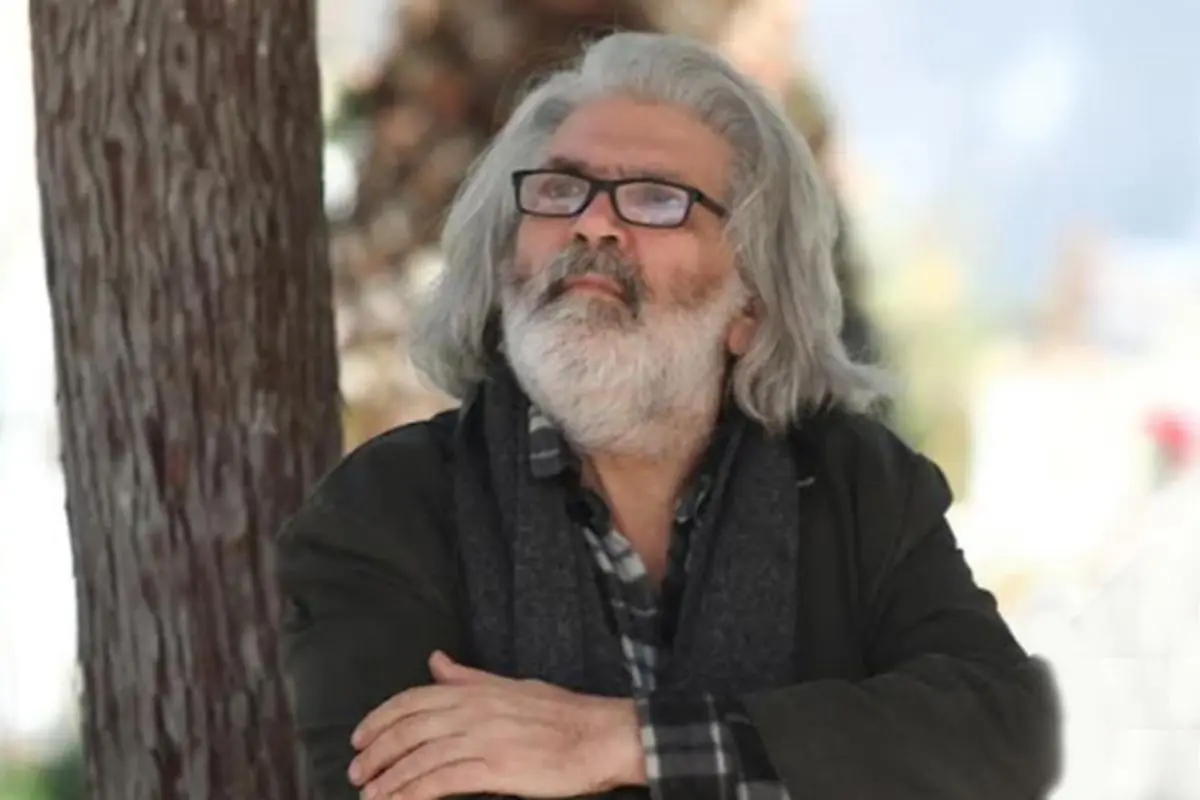Θάνος Λαμπρόπουλος