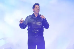 Αναβάλλεται η αυριανή συναυλία του Θοδωρή Φέρρη για το αφιέρωμα στον Μίκη Θεοδωράκη