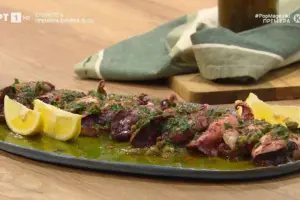 Τηγανιά με καλαμαράκια από τον Ανδρέα Λαγό