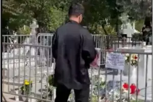 Γιώργος Τσαλίκης: Πήγε στο μνήμα του Γιώργου Μαζωνάκη μόλις επέστρεψε από την Αυστραλία