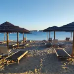 Βουλιαγμένη: Πώς ξεκίνησε η μοιραία συμπλοκή για την ξαπλώστρα - «Τον έριξε κάτω και τον χτύπαγε, τέτοια ουρλιαχτά δεν έχω ξανακούσει»