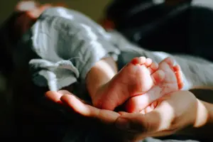 Αχαΐα: Νεκρό βρέφος στα Σαγέικα